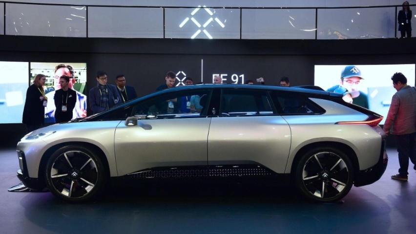 2秒级加速依旧顶级，但超充已不符合需求，FF91能赢新势力吗？