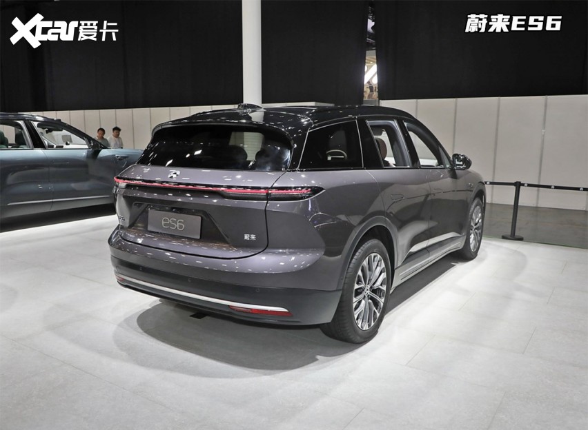 30万预算买SUV，选电还是选油？蔚来ES6对比宝马X3