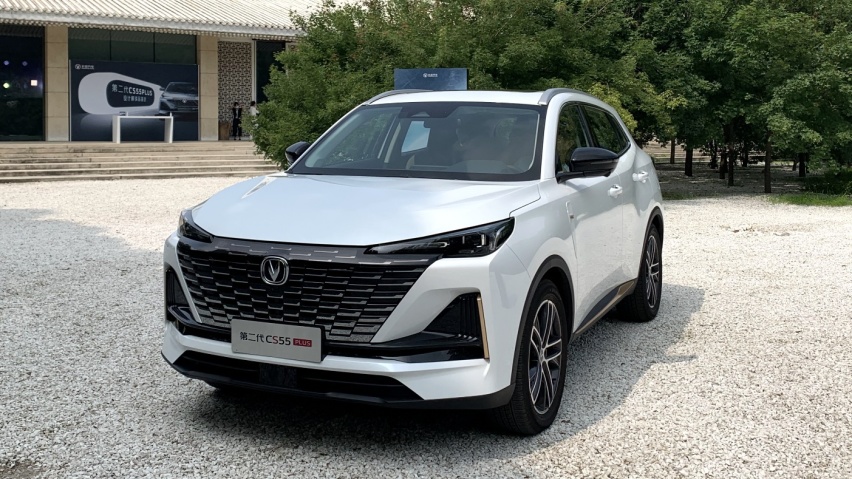 预售价只比现款贵1.4万，全新长安CS55PLUS更值得买了吗？