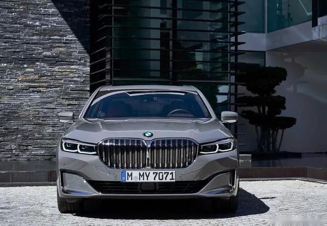 坚持独立思考,不接受瑕疵,成功与新BMW 7系才是绝配?