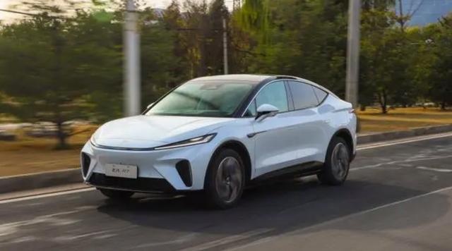 或定价21万？中大型轿跑SUV：新款飞凡R7，挑战小鹏G6