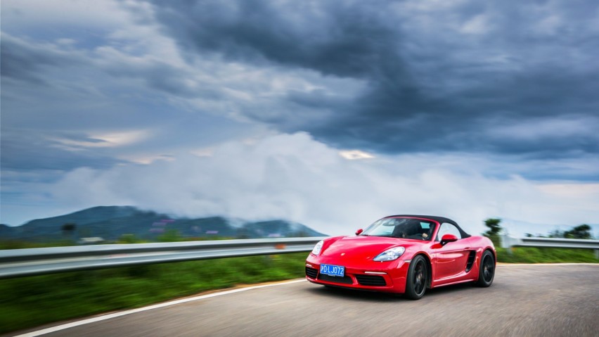 ​梦想并非遥不可及 试驾保时捷718 Boxster S