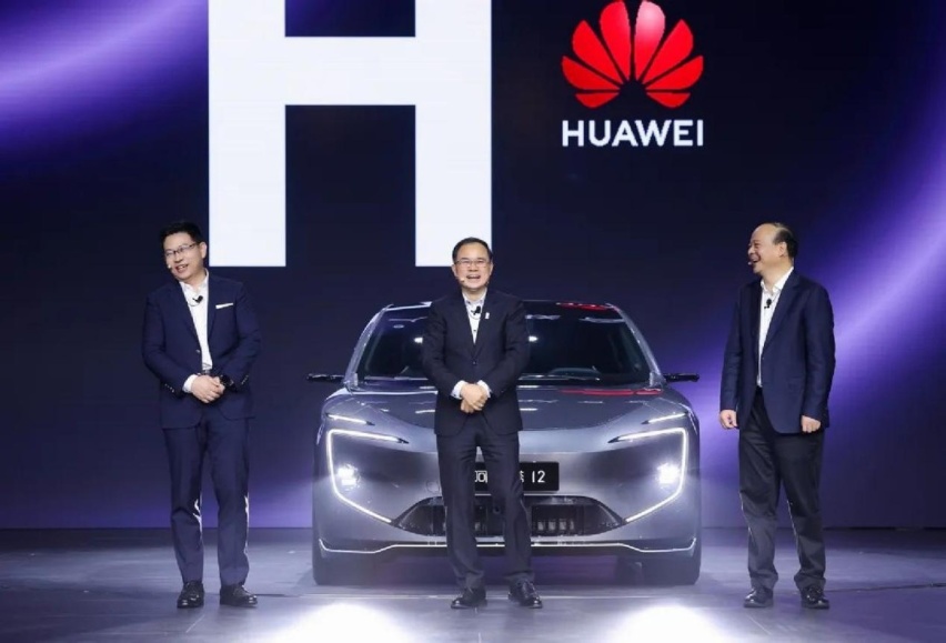 引领智能新时代，进入上量时代的阿维塔要在2024年一锤定音？