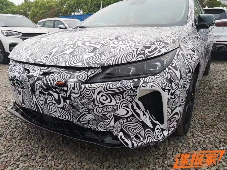 奇瑞艾瑞泽5 GT版亮相，颜值更高了，配鲲鹏1.6T发动机，零百6秒内