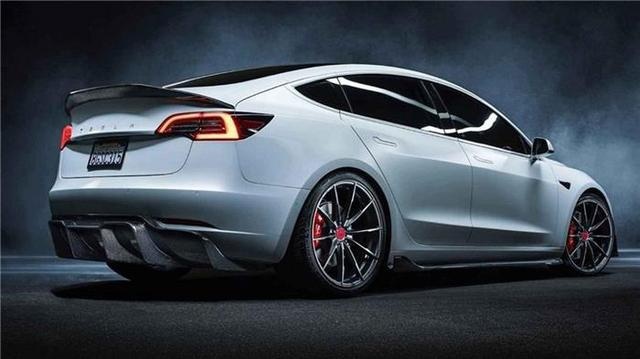 续航和动力均有提升，新款特斯拉Model 3搭载狂暴模式