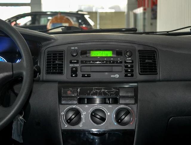 别再看自行车,这车一公里油耗3毛,卖4万出头还是国产大牌