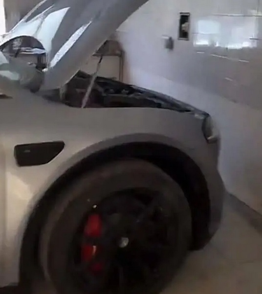 智界第二款车曝光，命名“智界S9”，外观“撞脸”特斯拉Model Y