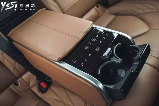 试驾亚洲龙：翩若惊鸿，婉若游“龙”