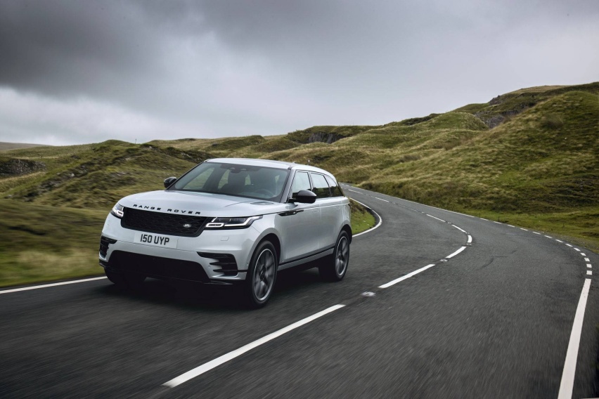 2021-Range-Rover-Velar-33.jpg