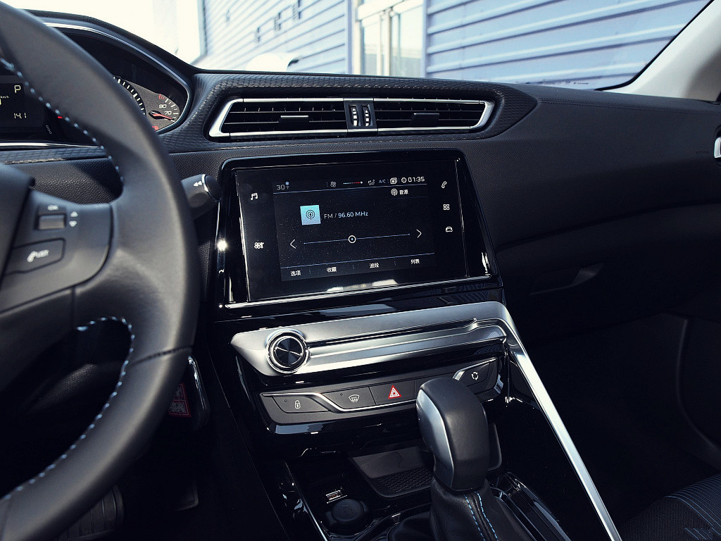 �ȹ����������1.2T+6AT��8.47������ֱ����ͣ��