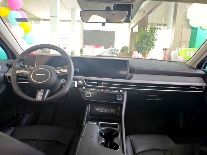 最便宜的合资中型燃油车？探店北京现代全新索纳塔 销量复兴的希望