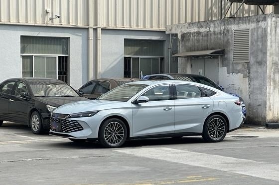 又一个销量霸主？比亚迪秦L实车曝光，DM-i混动车型预测11万起步