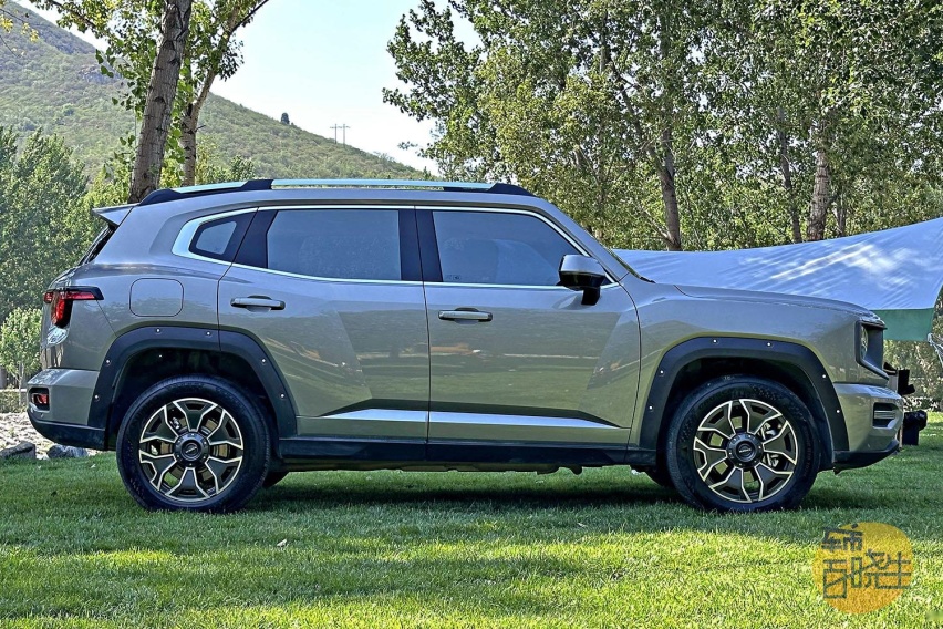 可玩可野的15万全能SUV 试驾哈弗第二代大狗