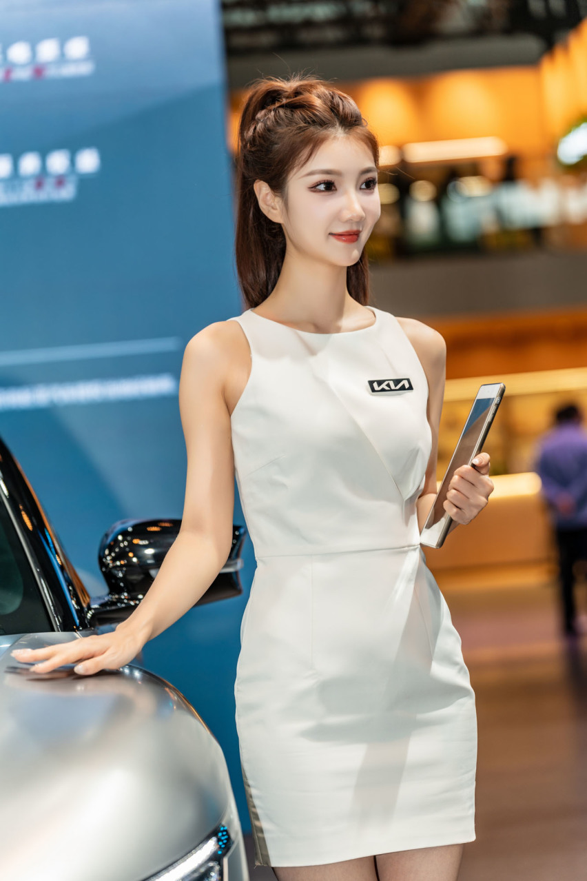 2024广州车展小姐姐大合集！是真男人就坚持到最后一张！
