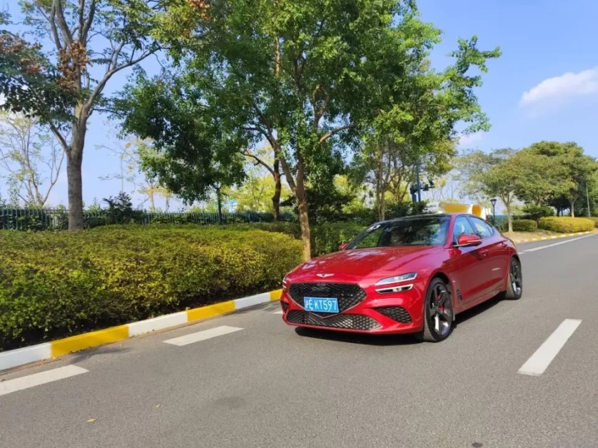 试驾捷尼赛思G70：进击的年轻