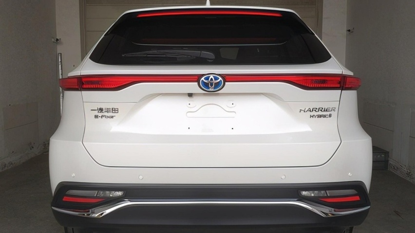 RAV4荣放和汉兰达之间的新选择？一汽丰田Harrier值得等吗