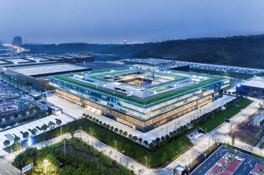 同比劲增31%  长安汽车登顶12月中国品牌销量冠军