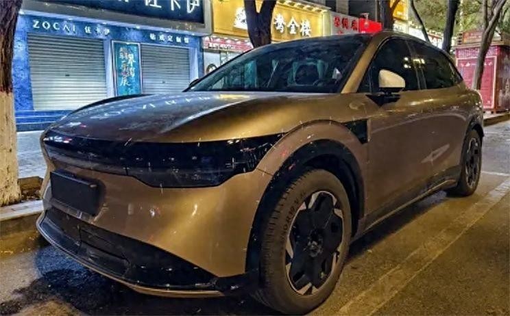 极氪7X实车曝光，极氪007同平台，将在年内上市