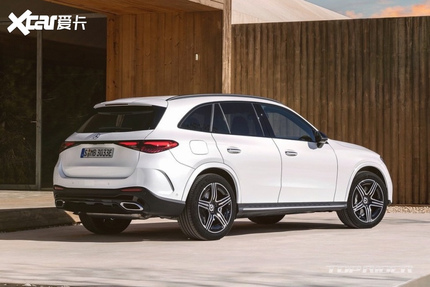 奔驰发布新款glc 350e 4matic插电式混合动力车型-爱卡汽车爱咖号