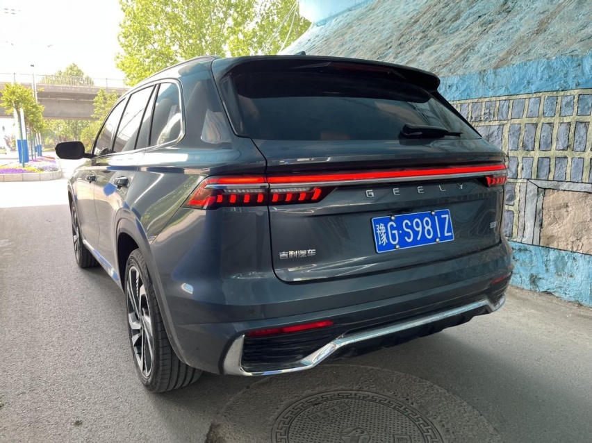 对于同级别车型来讲，星越L确实是扎心一样的存在