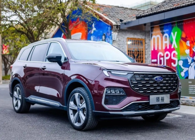 福特全新“大五座SUV”来袭，三大件终于有诚意了，这回能火吗？
