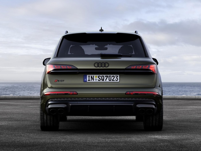 全新奥迪Q7发布，外观更凶狠，配3.0T+8AT，能扭转乾坤吗？