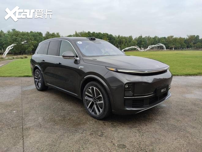 理想L8上市，售价35.98万元起，升级为小号理想L9能否延续爆款？