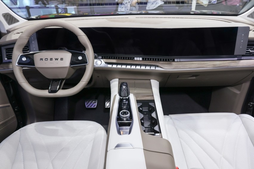 2022成都车展|中国荣威全新车型荣威RX9重磅首秀