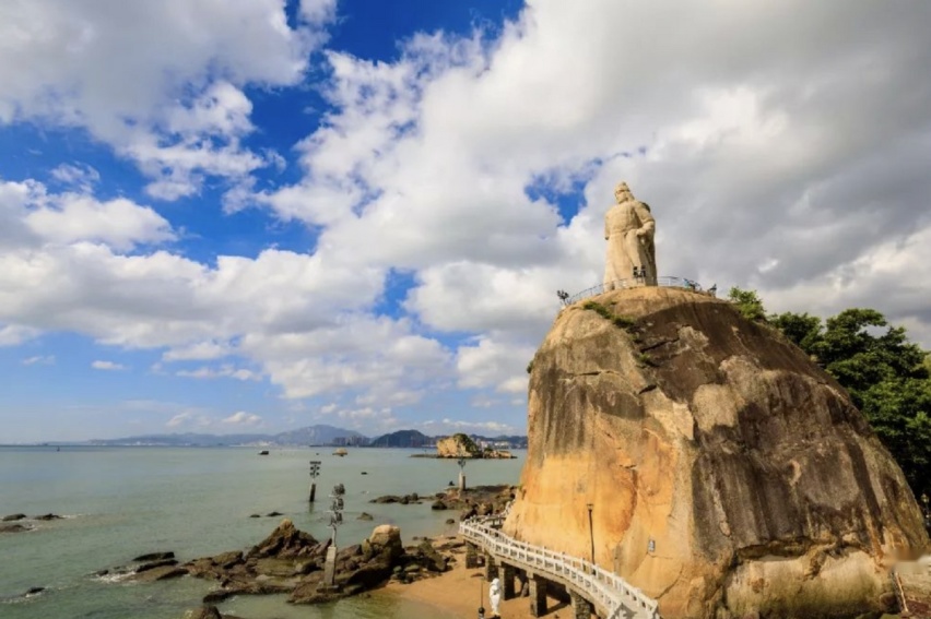 厦门的小赛道，才是ZEEKR 001的主场！