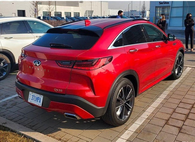 全新英菲尼迪QX55海外到店实拍 有望亮相于4月份上海车展