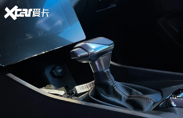 1.5T+ CTCC弯道王，风神奕炫冠军版打破运动轿跑新门槛