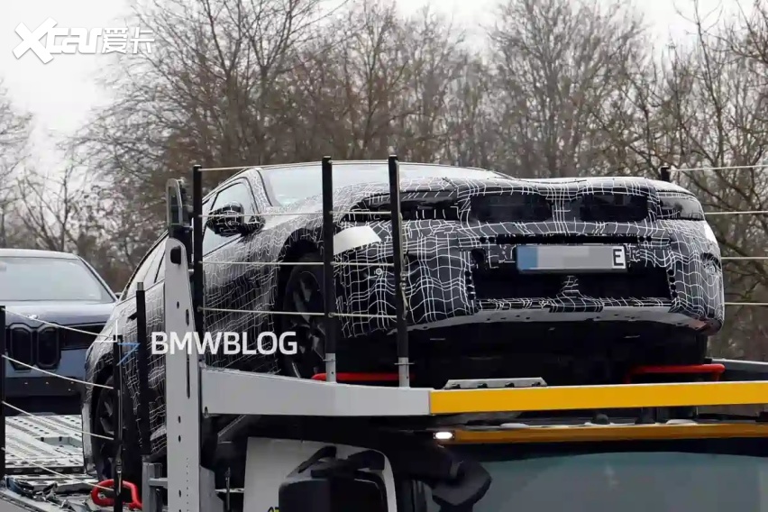 中期改款宝马5系旅行版谍照来了，保留双肾格栅，27年7月生产