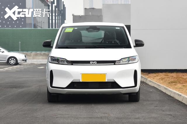 比亚迪D1标准版车型，价格上调后，再多花7万，选择Model 3值吗？