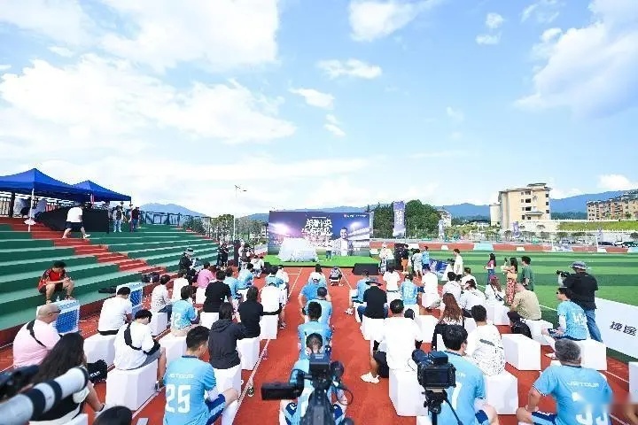 【e汽车】捷途X70 PRO正式上市！国民大七座SUV 10.29万起