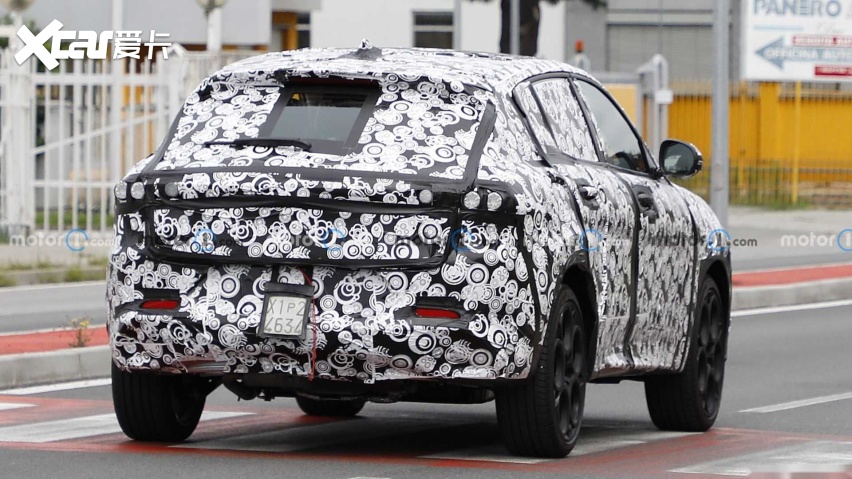 alfa-romeo-tonale-new-spy-shots (2).jpg
