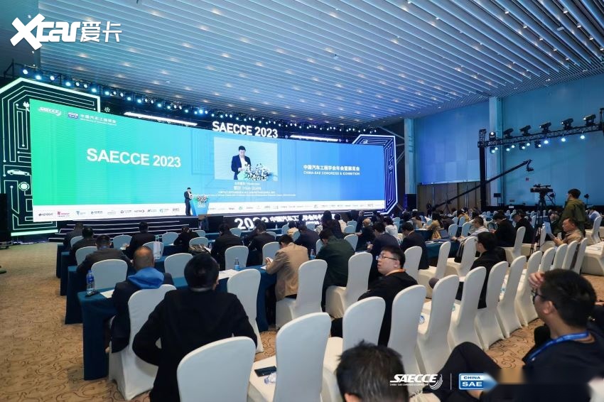 吉利智驾陈聪:数据闭环是智能驾驶行业的布局重点