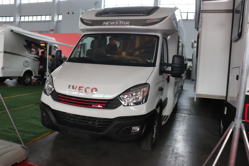 忠言逆耳，为何不建议穷人买房车，哪怕是20万左右的房车？