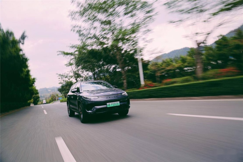 内在与外在的革新进化 腾势 X PHEV 运动版试驾体验