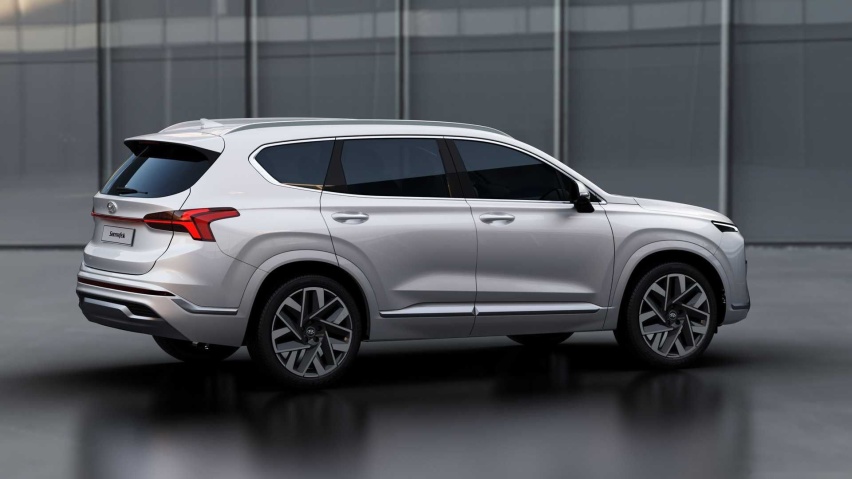 2021-hyundai-santa-fe-calligraphy-exterior-rear-quarter.jpg