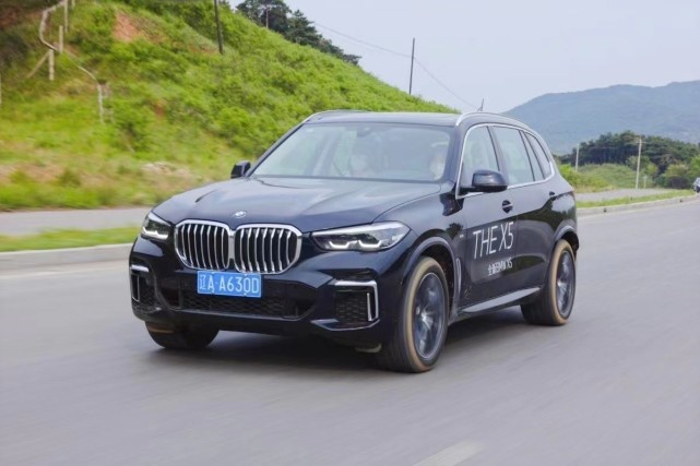 六边形选手的诗和远方 试驾全新BMW X5