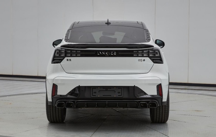 年轻人的第一辆高性能轿跑SUV？领克05+要来了