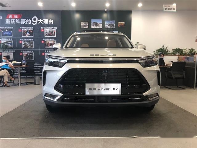 到店实拍BEIJING-X7：10万+的高性价比大五座SUV