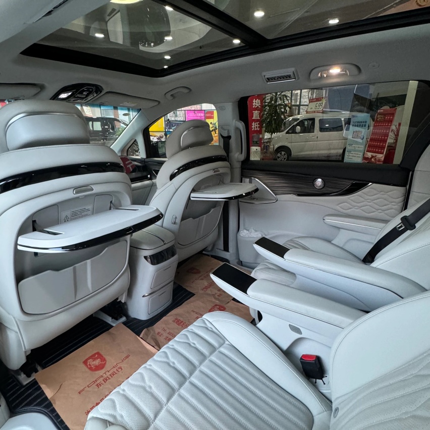 东风风行星海V9实车到店，大过腾势D9+航空座椅，续航1300km
