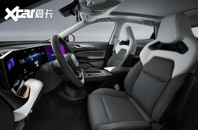 欧尚X5 PLUS携欧尚X5经典款正式上市，售价区间8.89万-11.