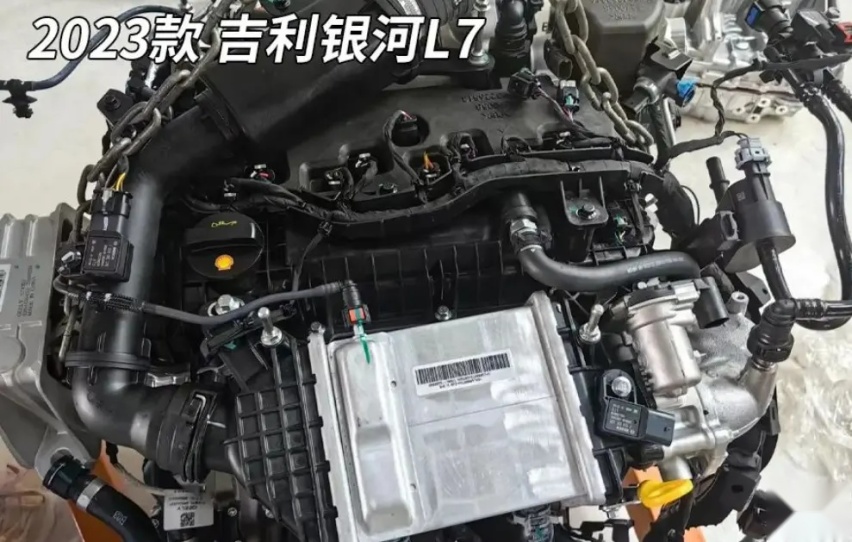 买车不纠结，看完银河L7、宋PLUS DM-i冠军版深蓝S7拆车对比下