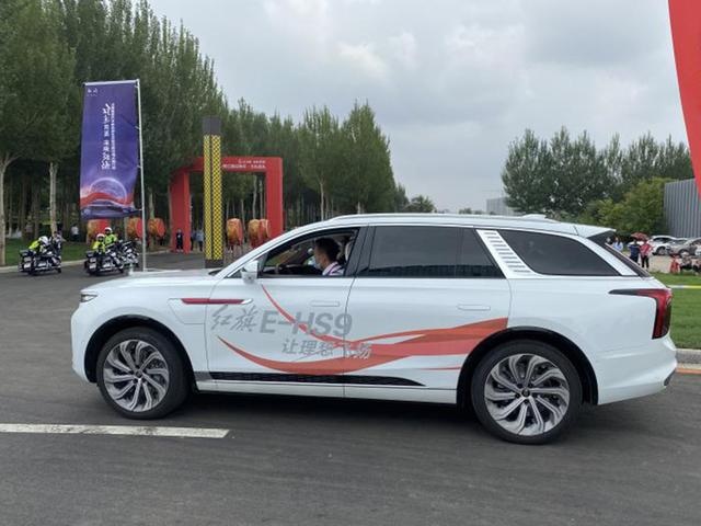续航超600km/百公里加速小于4s 一汽红旗E-HS9有望4季度上市