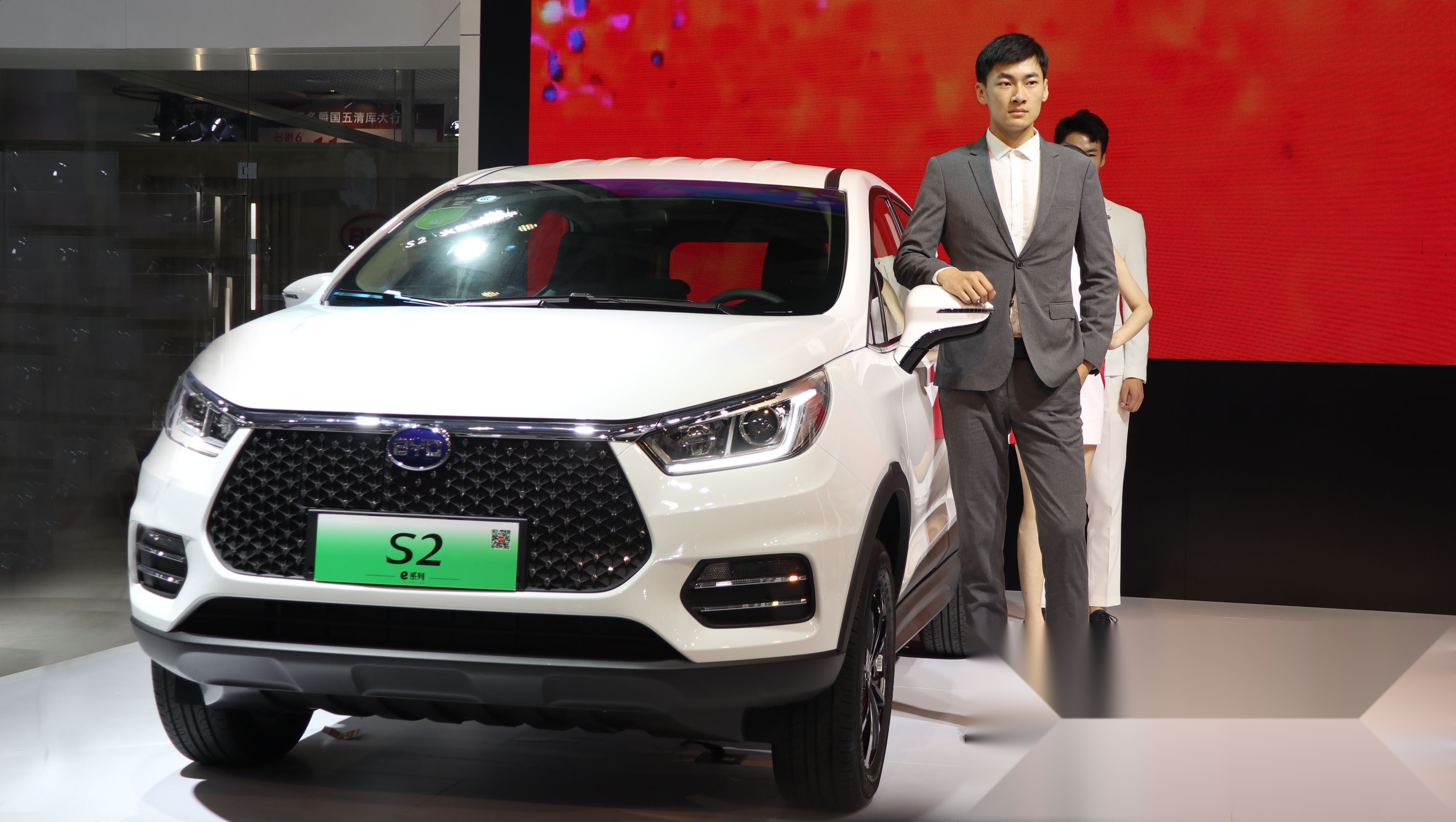 强大中国车！比亚迪宋 Pro开启预售暨E系列S2正式上市