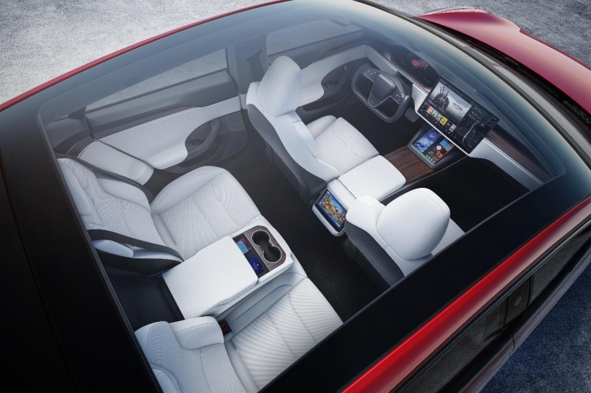 全新Model S/X开启国内交付  “全球最快量产车”正式上路