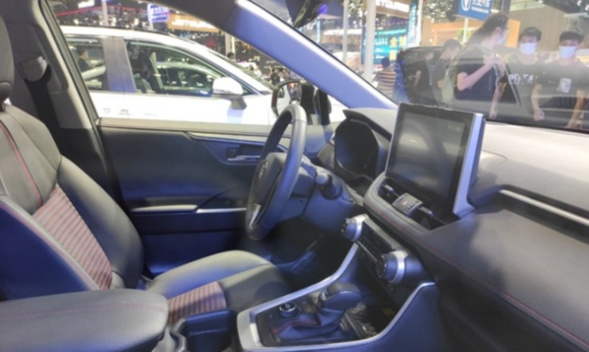 一汽丰田RAV4荣放双擎E+申报图曝光，续航长更省油！