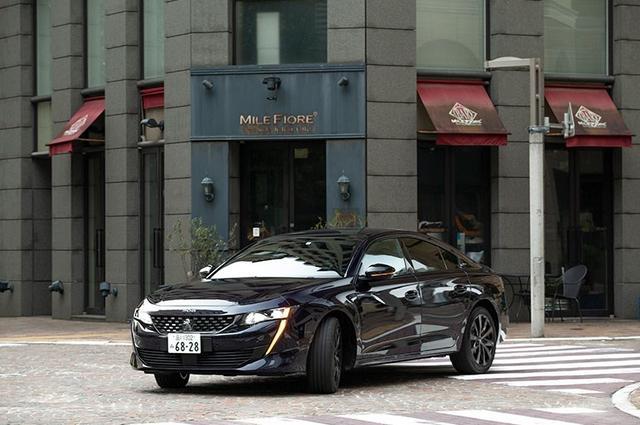标致508海外实车